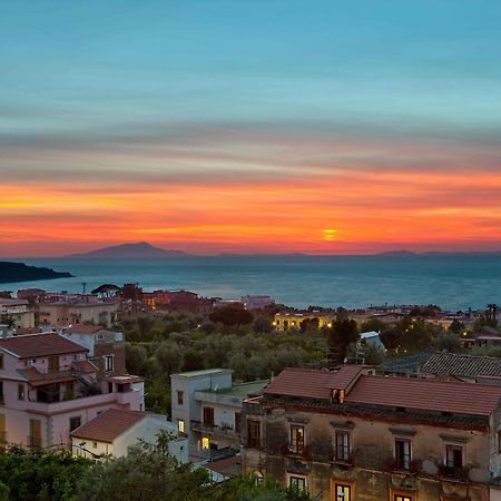 Hotel Girasole Sorrento Exterior foto