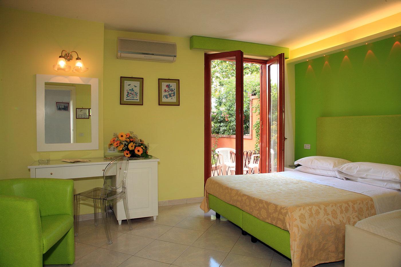 Hotel Girasole Sorrento Exterior foto