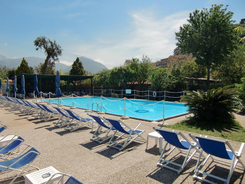 Hotel Girasole Sorrento Exterior foto