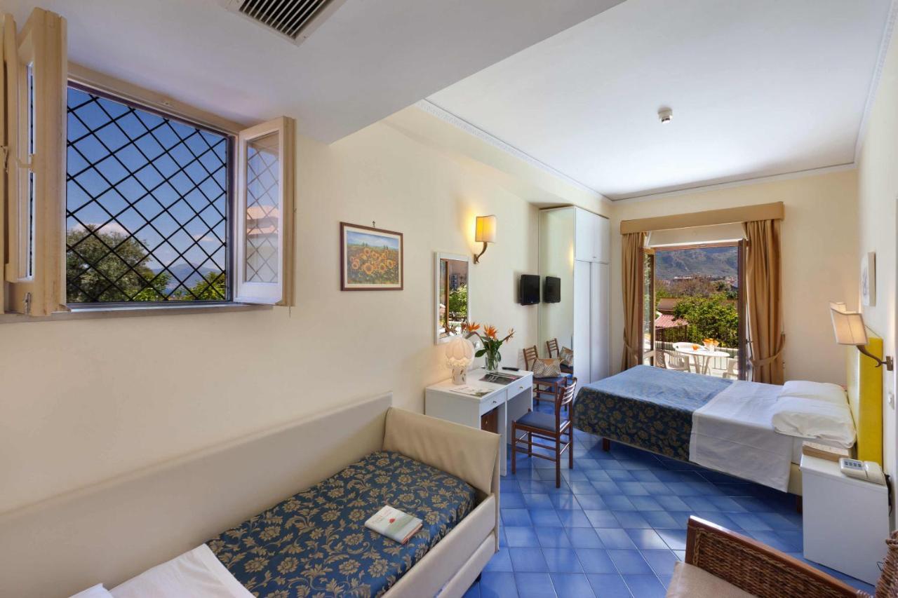 Hotel Girasole Sorrento Exterior foto